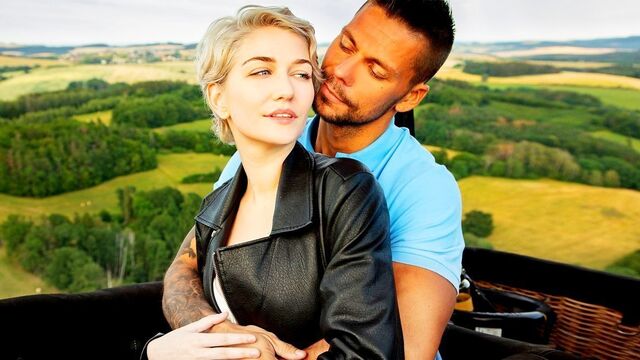 Фейсситинг сестра